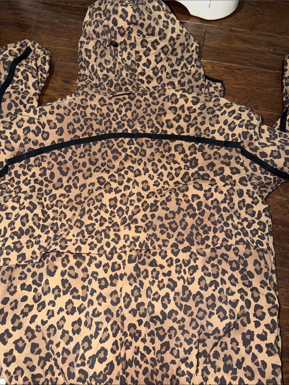 Lululemon Leopard Print Hooded Jacket - Brown - Picture 5 of 5